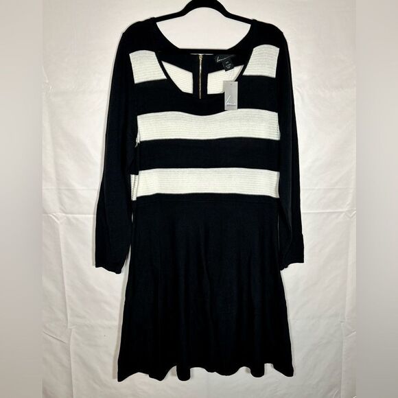 NWT Lane Bryant Sweater Dress Long Sleeve Black and White Striped Stripes Mini - Picture 2 of 6